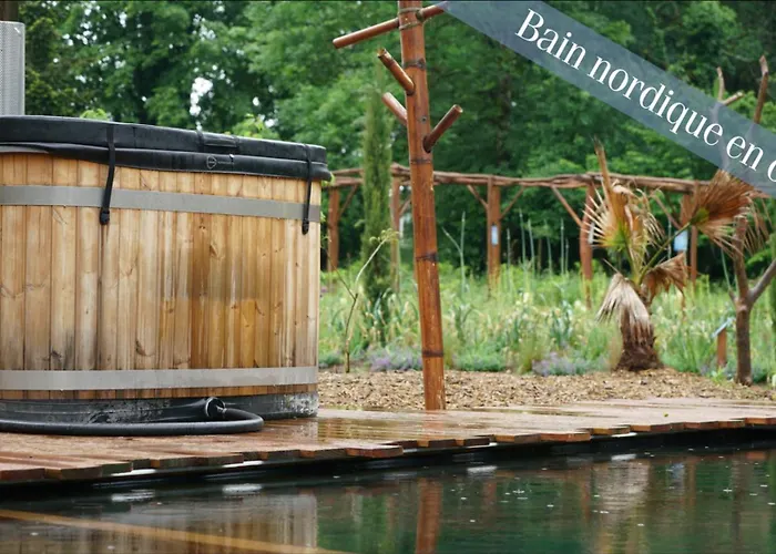 O Pays Des Bois - Hebergements Insolites En Pleine Nature